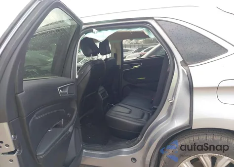 2020 Ford Edge Titanium z USA, uszkodzony, nr VIN 2FMPK3K97LBA30648